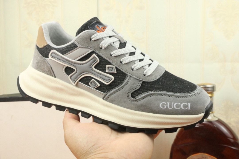 Gucci Sneakers